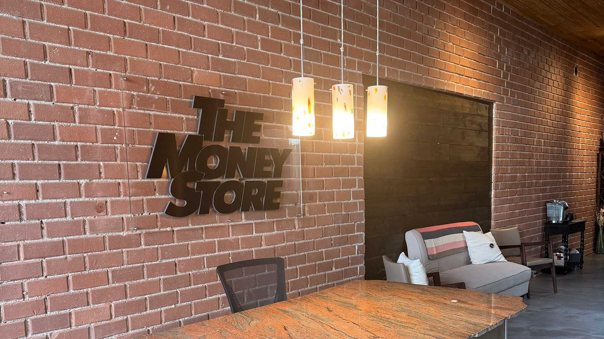 Puyallup, WA The Money Store